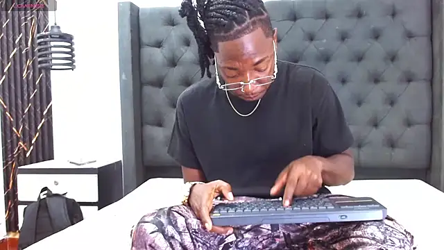 Black Fire10 online show from October 7, 2025, 6:31 pm