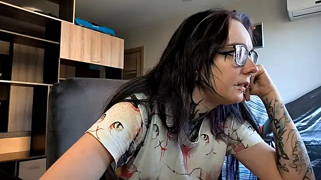 HighelikeGirl online show from September 23, 2025, 2:13 pm