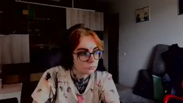 HighelikeGirl online show from September 17, 2025, 12:18 pm