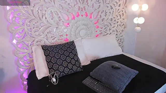 Snapshot of Odette_bulgari chatting on October 31, 2025, 8:22 am Odette bulgari online show from October 31, 2025, 8:22 am