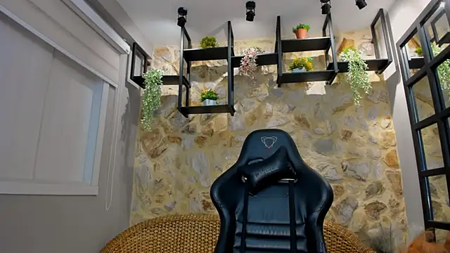 VenusBlazer online show from November 10, 2025, 11:15 am