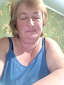 NikaLove49011 online show from October 28, 2025, 6:18 pm