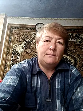 NikaLove49011 online show from November 14, 2025, 9:02 am