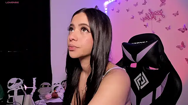 tiffany sofia 1 online show from June 16, 2026, 8:09 pm