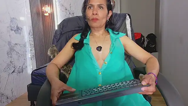 Snapshot of Vanessa_7_ chatting on February 13, 2026, 12:21 am Vanessa 7 online show from February 13, 2026, 12:21 am