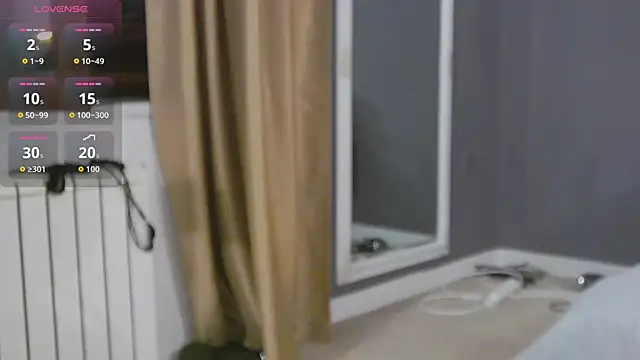 Leah Brooks online show from December 5, 2025, 4:55 am