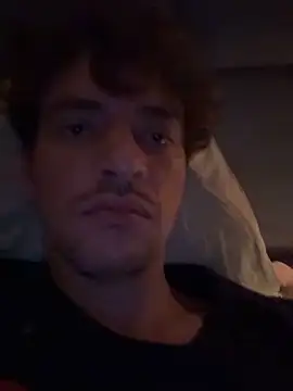 hottest23 online show from November 28, 2025, 2:12 am