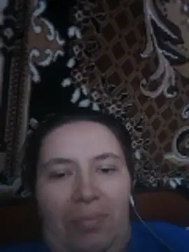 Snapshot of Romashka33011 chatting on January 11, 2026, 11:39 am Romashka33011 online show from January 11, 2026, 11:39 am