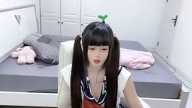 xinxin-966 online show from October 10, 2025, 9:43 am