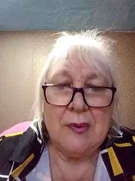 Alexia64231 online show from December 2, 2025, 5:03 pm