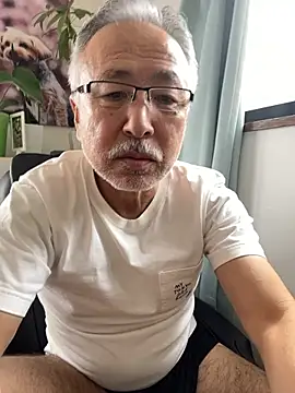 gholly2007 online show from October 2, 2025, 2:15 am