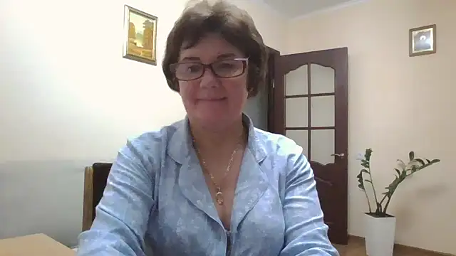 Galina56301 online show from October 10, 2025, 4:19 pm
