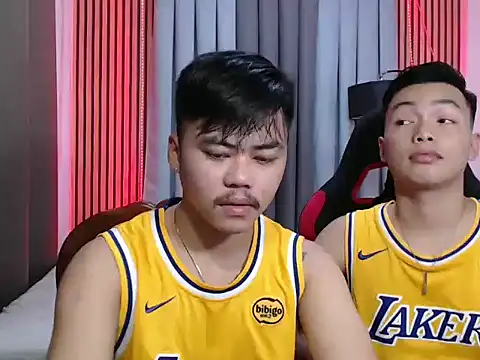 Snapshot of hot_emman chatting on November 24, 2025, 6:46 am hot emman online show from November 24, 2025, 6:46 am