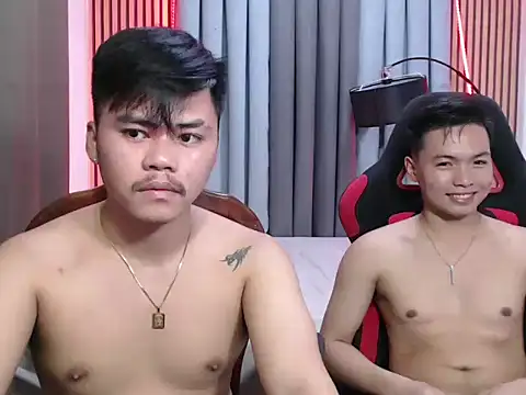 Snapshot of hot_emman chatting on November 26, 2025, 4:40 pm hot emman online show from November 26, 2025, 4:40 pm