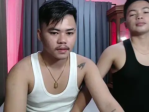 Snapshot of hot_emman chatting on November 14, 2025, 4:10 pm hot emman online show from November 14, 2025, 4:10 pm