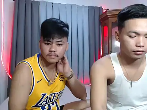 Snapshot of hot_emman chatting on November 13, 2025, 12:14 am hot emman online show from November 13, 2025, 12:14 am