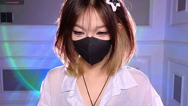      Panda      online show from May 12, 2026, 10:05 pm