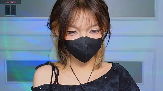      Panda      online show from April 7, 2026, 6:54 pm