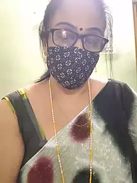 Snapshot of sweet-lotus chatting on July 6, 2026, 5:25 am sweet-lotus online show from July 6, 2026, 5:25 am