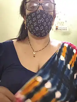 sweet-lotus online show from May 14, 2026, 5:59 am