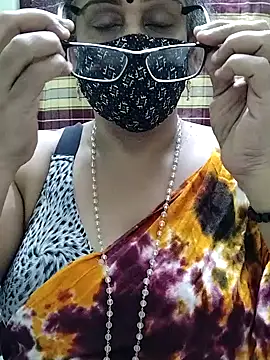 sweet-lotus online show from September 9, 2025, 5:33 pm