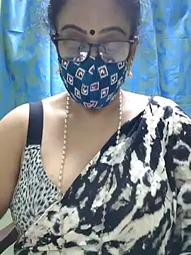 sweet-lotus online show from November 26, 2025, 4:18 pm