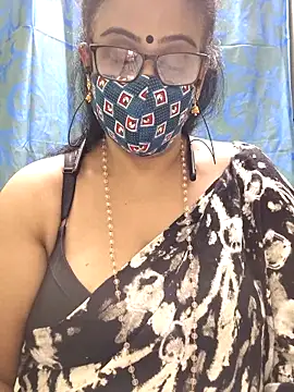 sweet-lotus online show from November 27, 2025, 5:13 pm