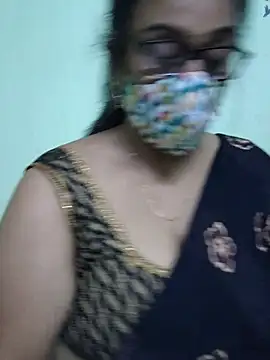 Snapshot of sweet-lotus chatting on July 18, 2026, 4:54 am sweet-lotus online show from July 18, 2026, 4:54 am