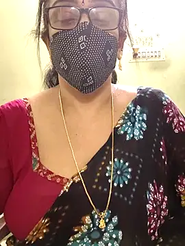 sweet-lotus online show from April 5, 2026, 1:40 pm