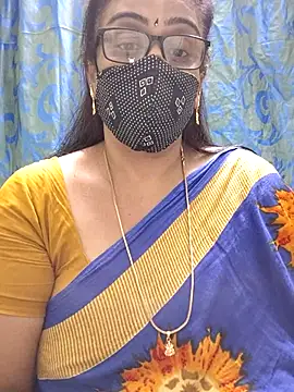 sweet-lotus online show from April 3, 2026, 7:42 pm