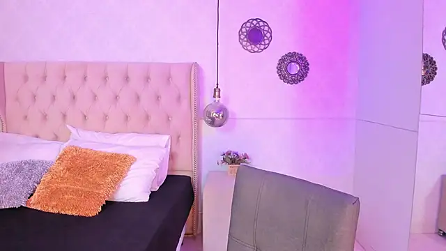 Snapshot of Tatihornyy chatting on September 24, 2025, 11:17 am Tatihornyy online show from September 24, 2025, 11:17 am