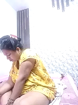 Snapshot of Cute-Janvi20 chatting on April 24, 2026, 5:09 am Cute-Janvi20 online show from April 24, 2026, 5:09 am