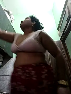 Cute-Janvi20 online show from November 3, 2025, 9:02 am