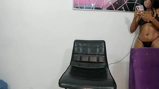 Nini Beyker online show from October 27, 2025, 2:18 pm