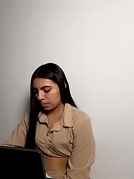 Emiily bliss online show from September 8, 2025, 2:49 pm