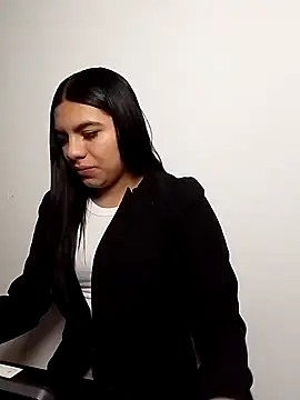 Emiily bliss online show from September 11, 2025, 11:32 am