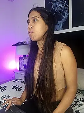 Snapshot of VioletaBliss1 chatting on September 28, 2025, 12:01 pm VioletaBliss1 online show from September 28, 2025, 12:01 pm