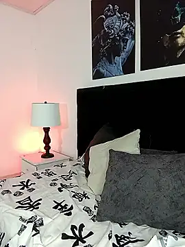 VioletaBliss1 online show from January 13, 2026, 12:31 pm