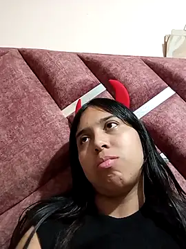 VioletaBliss1 online show from November 1, 2025, 2:29 am