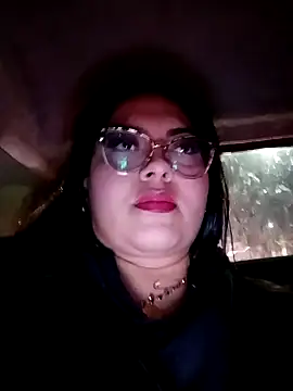 Snapshot of RachelCute1 chatting on October 6, 2025, 12:12 am RachelCute1 online show from October 6, 2025, 12:12 am