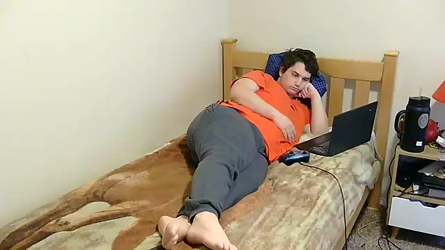 Snapshot of Breyyyyyyyy chatting on November 15, 2025, 6:34 pm Breyyyyyyyy online show from November 15, 2025, 6:34 pm