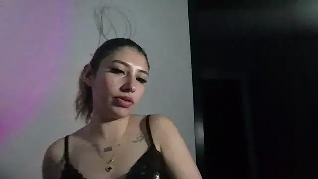 AriaBliss- online show from November 3, 2025, 3:34 am