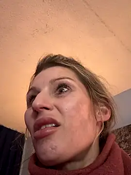 Snapshot of BaddieBossXX2 chatting on November 23, 2025, 7:51 am BaddieBossXX2 online show from November 23, 2025, 7:51 am