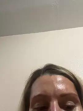 Snapshot of BaddieBossXX2 chatting on November 25, 2025, 6:03 am BaddieBossXX2 online show from November 25, 2025, 6:03 am