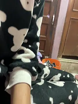 Sandhya 77 online show from February 4, 2026, 6:30 am