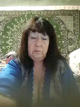 Snapshot of CrystalLime6411 chatting on November 21, 2025, 10:20 pm CrystalLime6411 online show from November 21, 2025, 10:20 pm