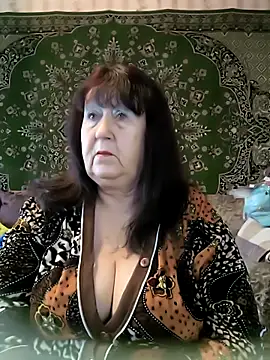 CrystalLime6411 online show from March 18, 2026, 10:51 am