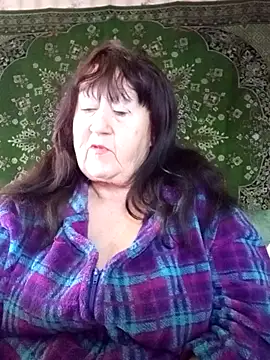 Snapshot of CrystalLime6411 chatting on February 6, 2026, 7:59 am CrystalLime6411 online show from February 6, 2026, 7:59 am