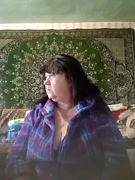 Snapshot of CrystalLime6411 chatting on October 15, 2025, 11:51 am CrystalLime6411 online show from October 15, 2025, 11:51 am