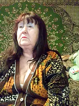 Snapshot of CrystalLime6411 chatting on February 28, 2026, 6:18 pm CrystalLime6411 online show from February 28, 2026, 6:18 pm